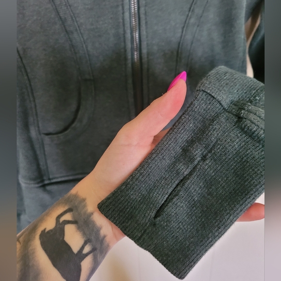 EUC Lululemon Scuba Hoodie II Heathered Fuel Green 4 - Picture 8 of 12